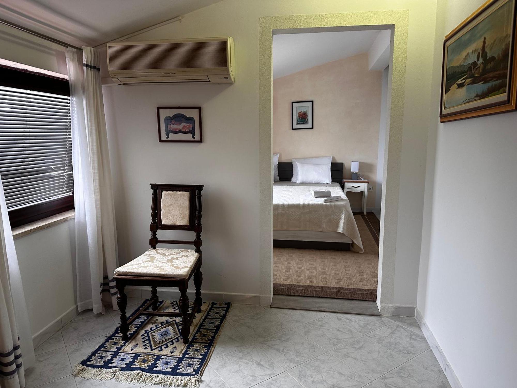Apartments Vesna Фунтана Екстер'єр фото