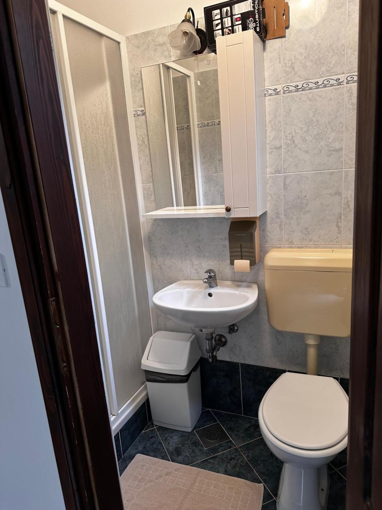 Apartments Vesna Фунтана Екстер'єр фото