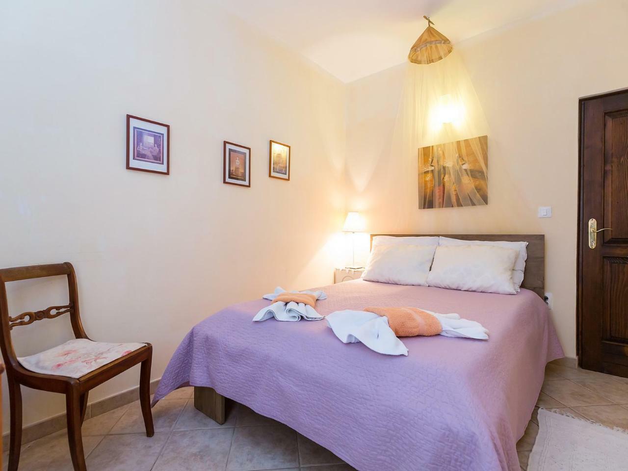Apartments Vesna Фунтана Екстер'єр фото